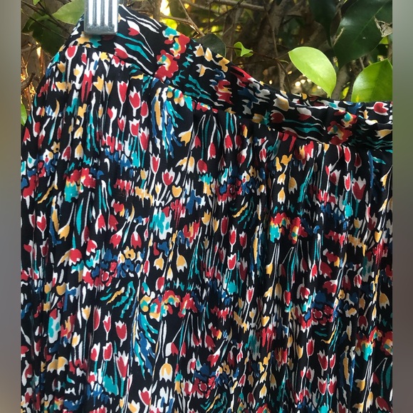 🎉Anthropologie skirt! - Picture 3 of 6